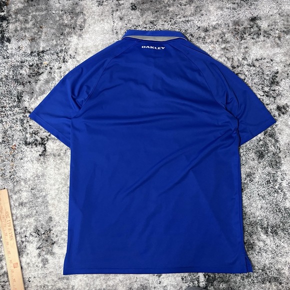 Oakley Men's Short Sleeve Polo Shirt Size Medium, Blue - Picture 3 of 5